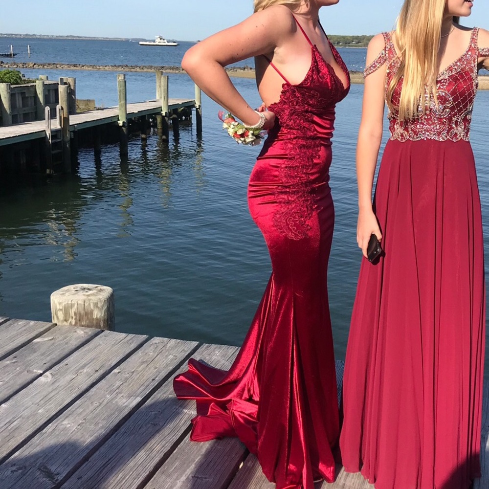 Red prom dress